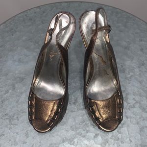 Dark 👗gold Calvin Klein heals